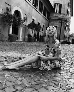 Elsa Hosk feet photo thumbnail