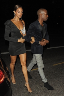 Alesha Dixon feet photo thumbnail