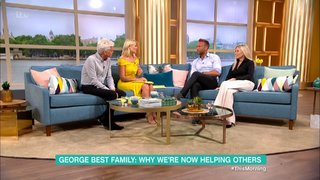Holly Willoughby feet photo thumbnail