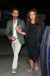 Eva Longoria feet photo thumbnail