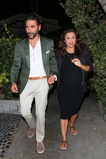 Eva Longoria feet photo thumbnail