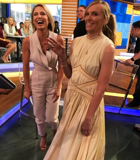 Amy Robach feet photo thumbnail