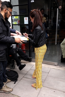 Michelle Keegan feet photo thumbnail