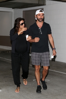 Eva Longoria feet photo thumbnail