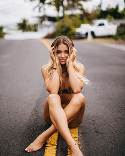 Charly Jordan feet photo thumbnail
