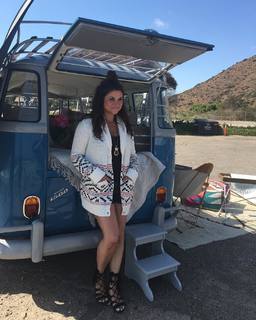 Tiffani Thiessen feet photo thumbnail