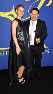 Claire Danes feet photo thumbnail