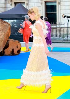 Anya Taylor-Joy feet photo thumbnail