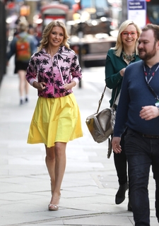 Rachel Riley feet photo thumbnail