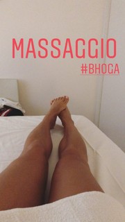 Federica Fontana feet photo thumbnail