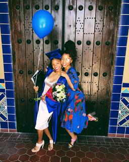 Halle Bailey feet photo thumbnail