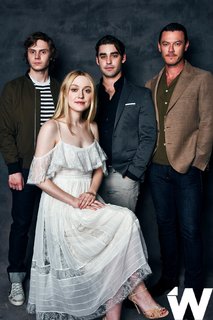 Dakota Fanning feet photo thumbnail