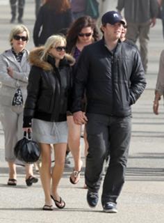 Anna Faris feet photo thumbnail