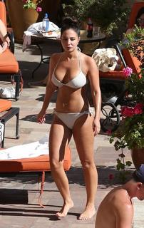 Tulisa feet photo thumbnail