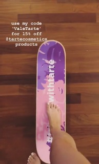 Vale Genta feet photo thumbnail