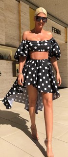 Jelena Karleusa feet photo thumbnail