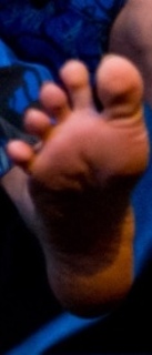 Jade Thirlwall feet photo thumbnail