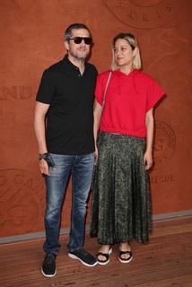 Marion Cotillard feet photo thumbnail
