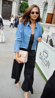 Alesha Dixon feet photo thumbnail