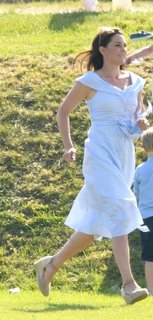 Catherine Princess of Wales feet photo thumbnail