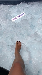Tania Cagnotto feet photo thumbnail