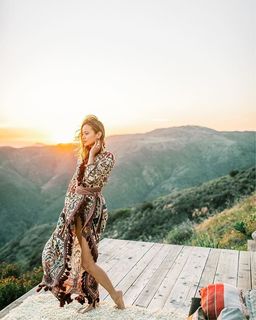 Jamie Chung feet photo thumbnail