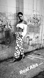 Draya Michele feet photo thumbnail