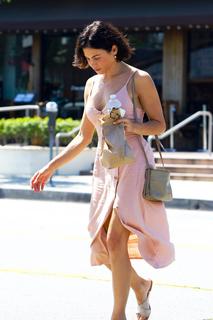 Jenna Dewan feet photo thumbnail