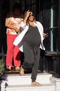 Eva Longoria feet photo thumbnail
