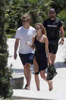 Kimberley Garner feet photo thumbnail