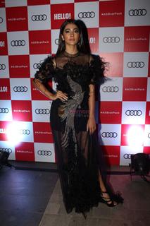 Pooja Hegde feet photo thumbnail
