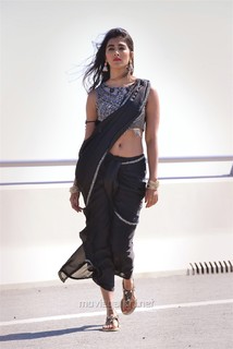 Pooja Hegde feet photo thumbnail