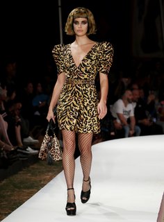 Sara Sampaio feet photo thumbnail