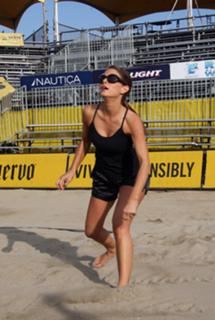 Maria Menounos feet photo thumbnail