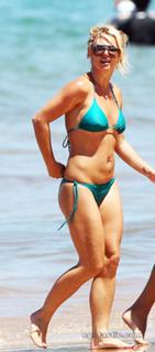 Britney Spears feet photo thumbnail