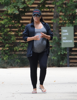 Eva Longoria feet photo thumbnail