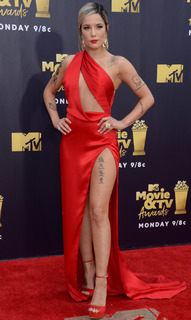 Halsey feet photo thumbnail