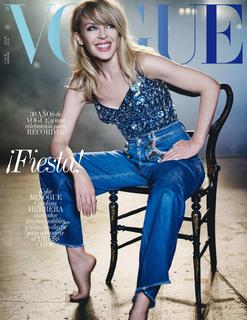 Kylie Minogue feet photo thumbnail