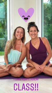 Kino MacGregor feet photo thumbnail
