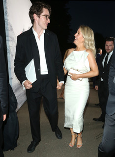 Ellie Goulding feet photo thumbnail