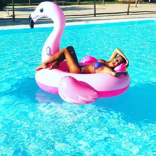 Giorgia Palmas feet photo thumbnail