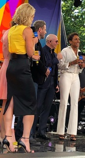 Amy Robach feet photo thumbnail
