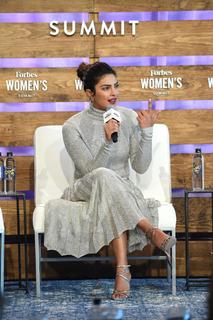 Priyanka Chopra Jonas feet photo thumbnail