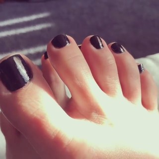 Jenelle Jcakess feet photo thumbnail