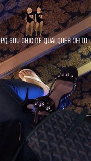 Franciely Freduzeski feet photo thumbnail