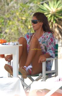 Melissa Satta feet photo thumbnail