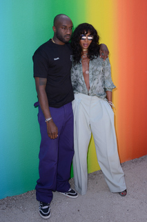 Naomi Campbell feet photo thumbnail