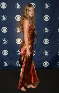 Joss Stone feet photo thumbnail