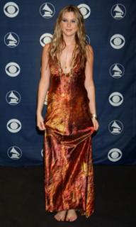 Joss Stone feet photo thumbnail