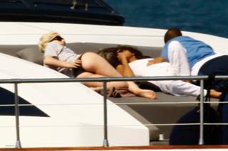 Lady Gaga feet photo thumbnail